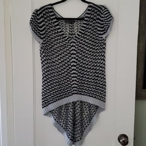 Bcbg hi low sweater top